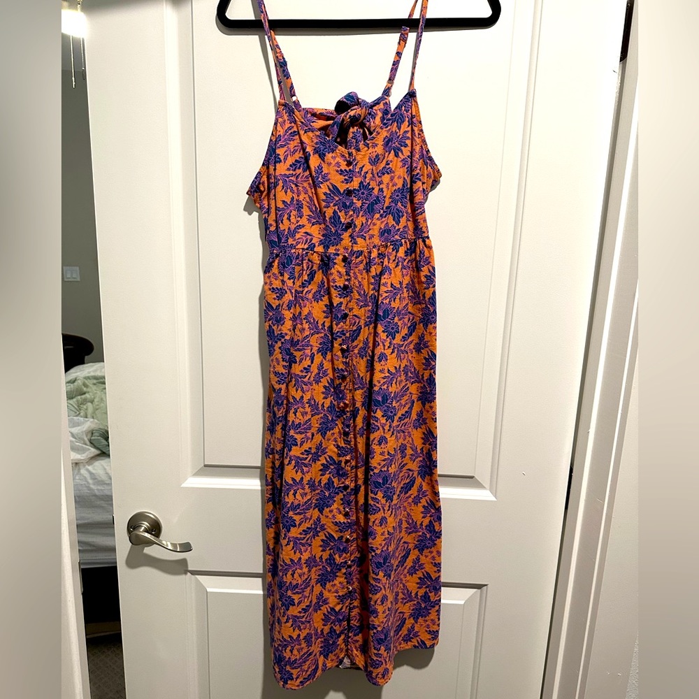 Knee length multicolored dress